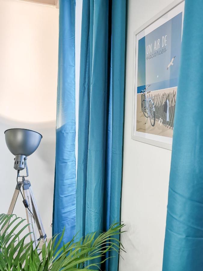 Appartement Ma Douce Charente - Superbe T3 Design et Fonctionnel - Hyper Centre à Saintes Esterno foto